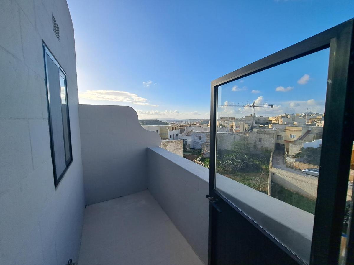 Zebbug  Sea View Penthouse 아파트 외부 사진